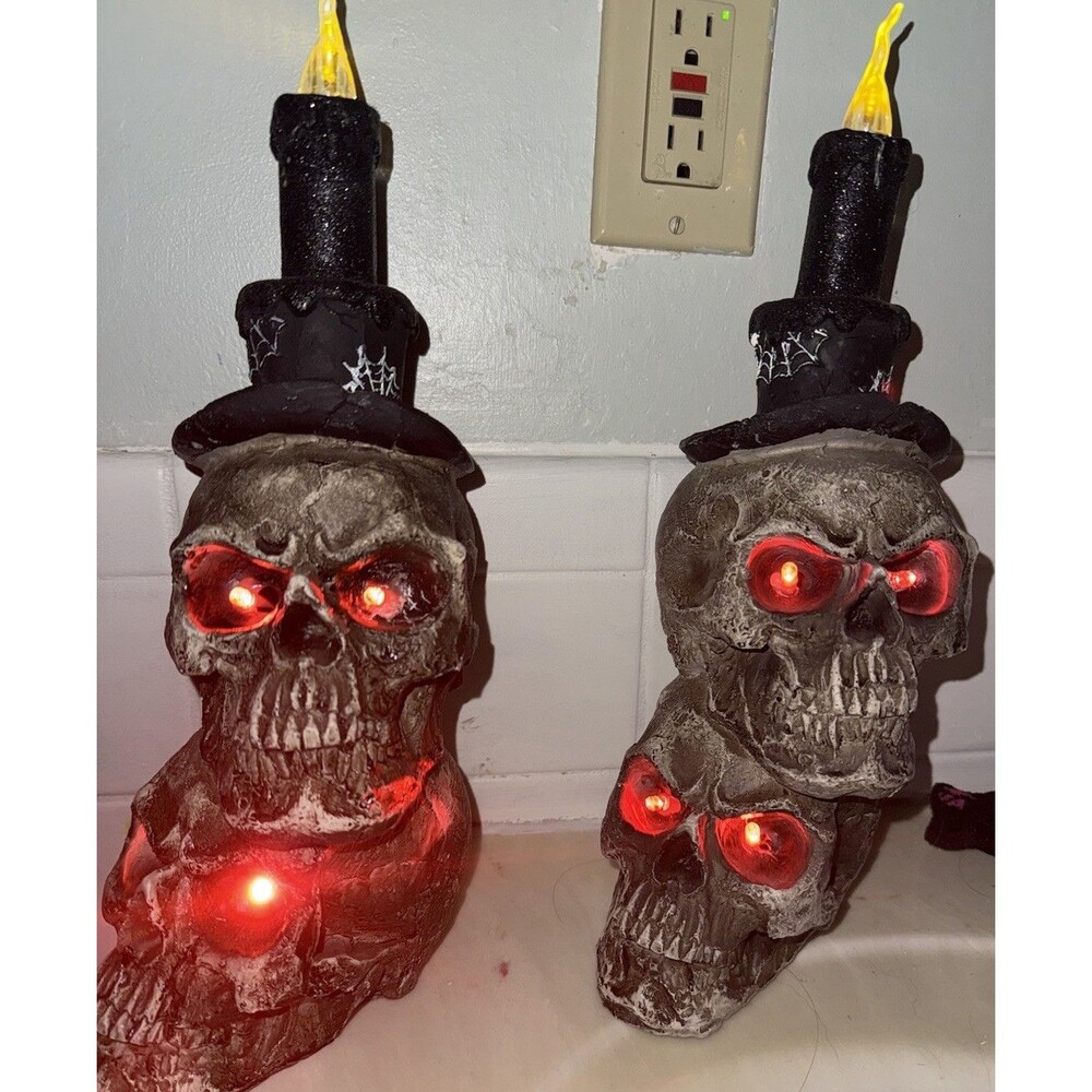 Old Time Pottery Stacked Skulls Red Eyes Led Candles Gothic Decor Resin 13”